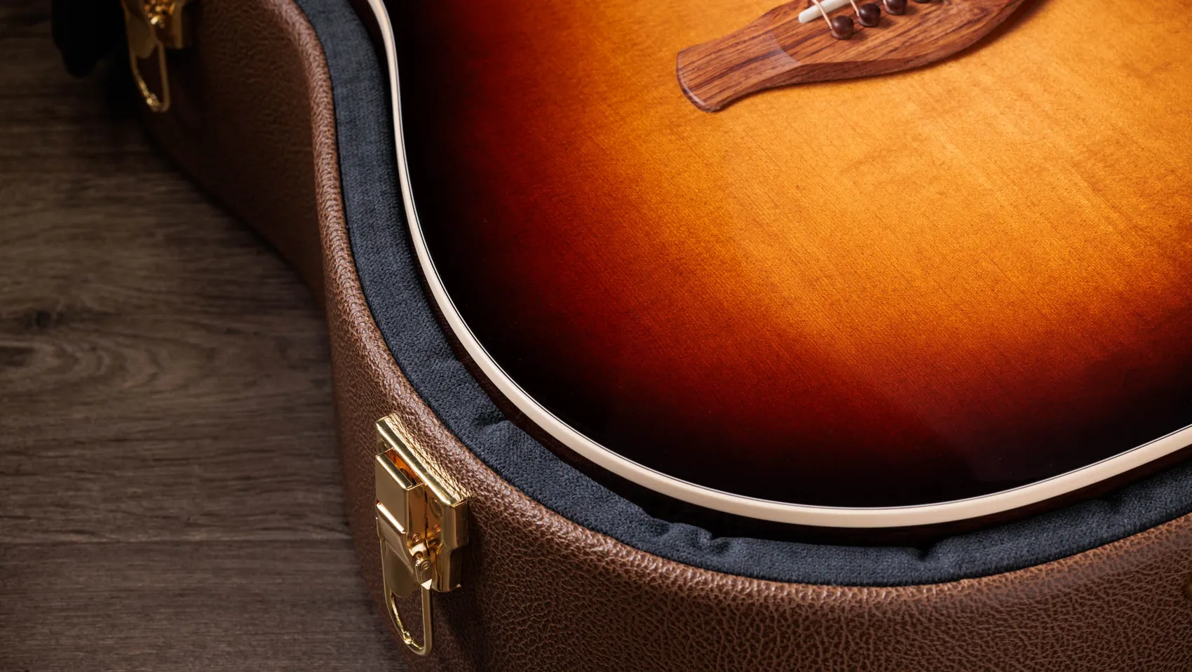 Gold Label 710e Special Edition Indian Rosewood Acoustic-Electric